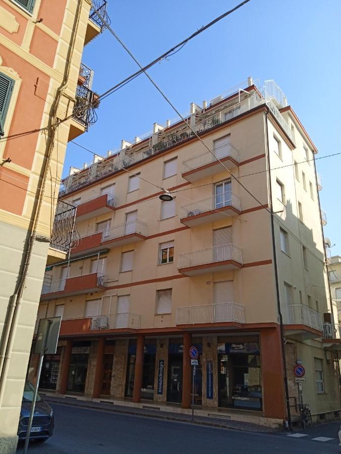 Appartamento Da Vinci 19 *