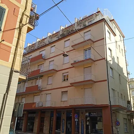 Appartamento Da Vinci 19 Alassio Exterior photo
